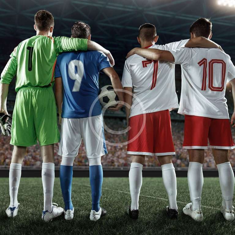 Uudet kuninkaat vai vanha kaarti? Kuka hallitsee Mestarien liigaa 2025/26?